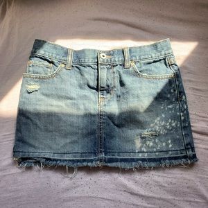 Old navy mini skirt 🤍